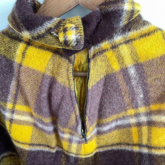 Vintage | Unbranded 1970’s Yellow Brown Purple Plaid Poncho Fringe Mock Neck Zip - Picture 6 of 8